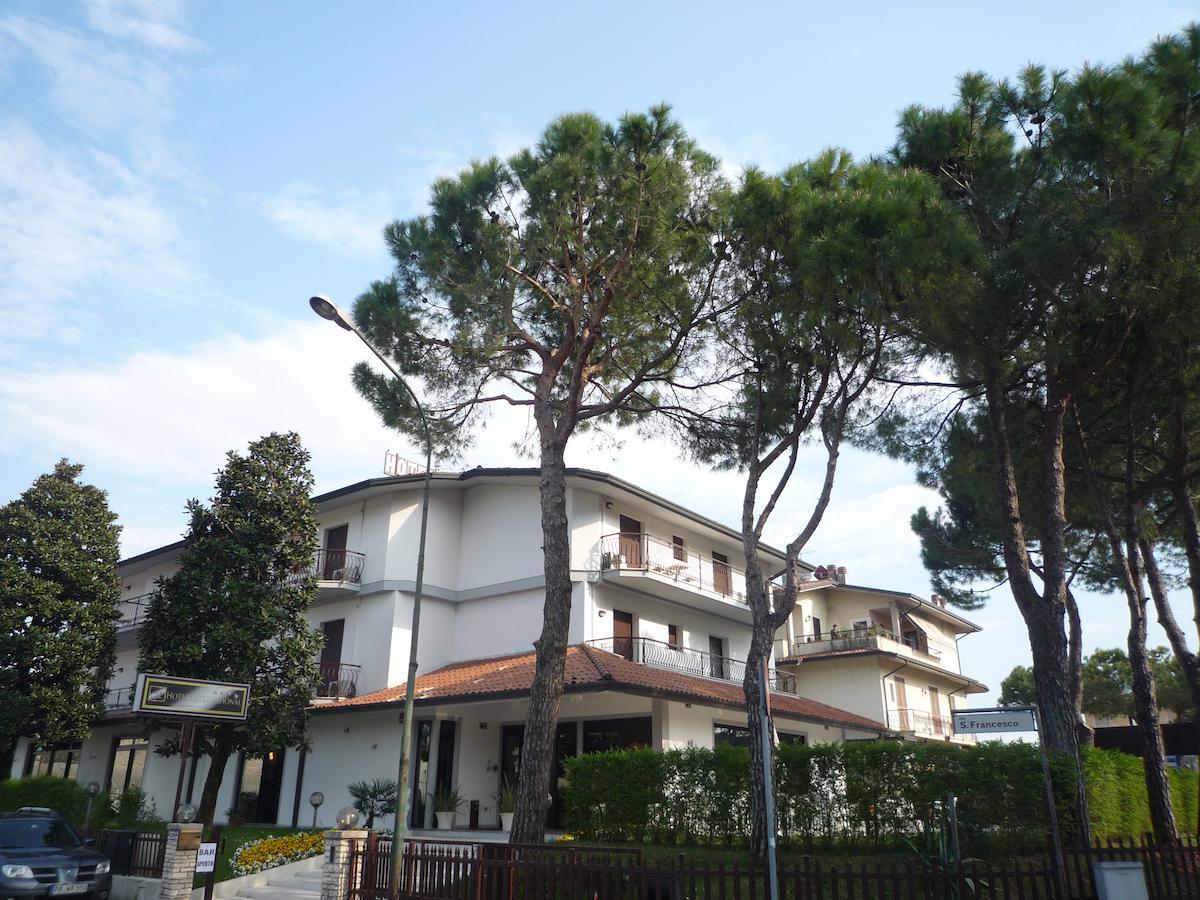 Hotel International Sirmione Exterior foto