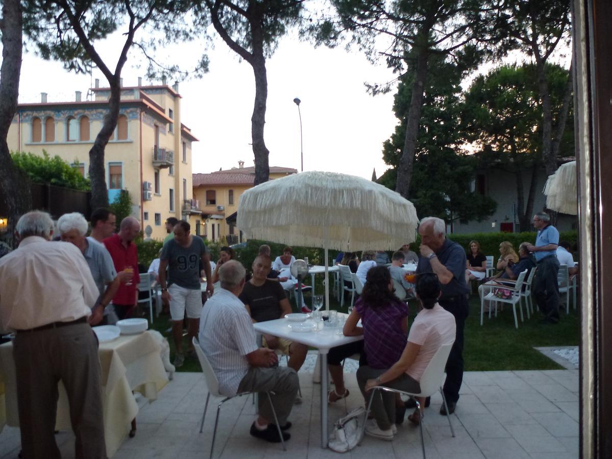 Hotel International Sirmione Exterior foto