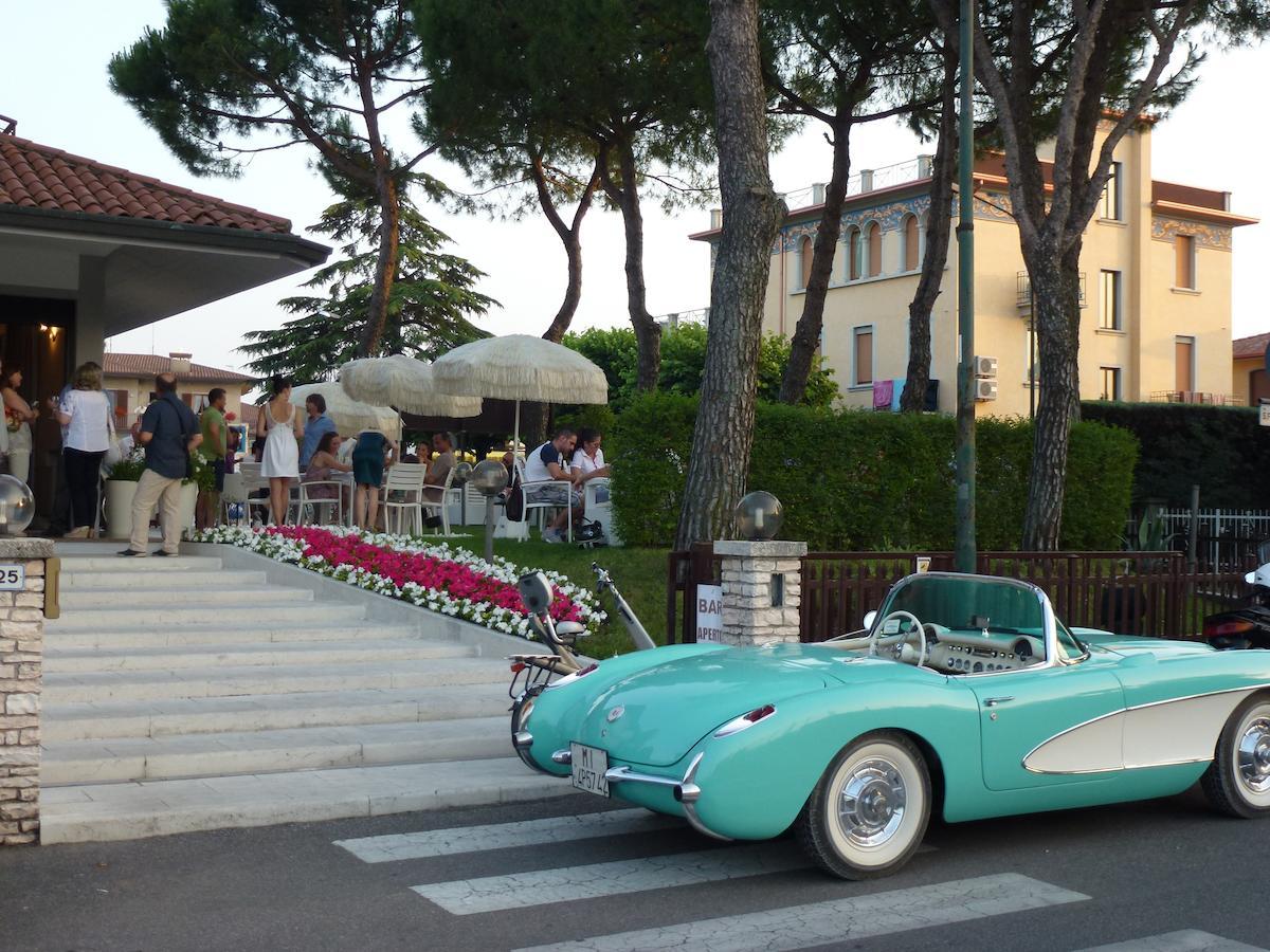 Hotel International Sirmione Exterior foto